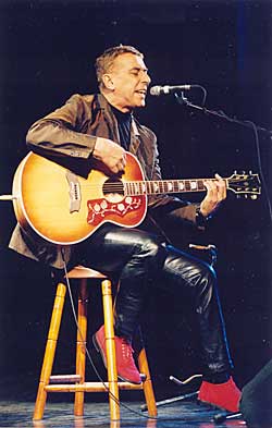 john_cale_13_april_1999.jpg